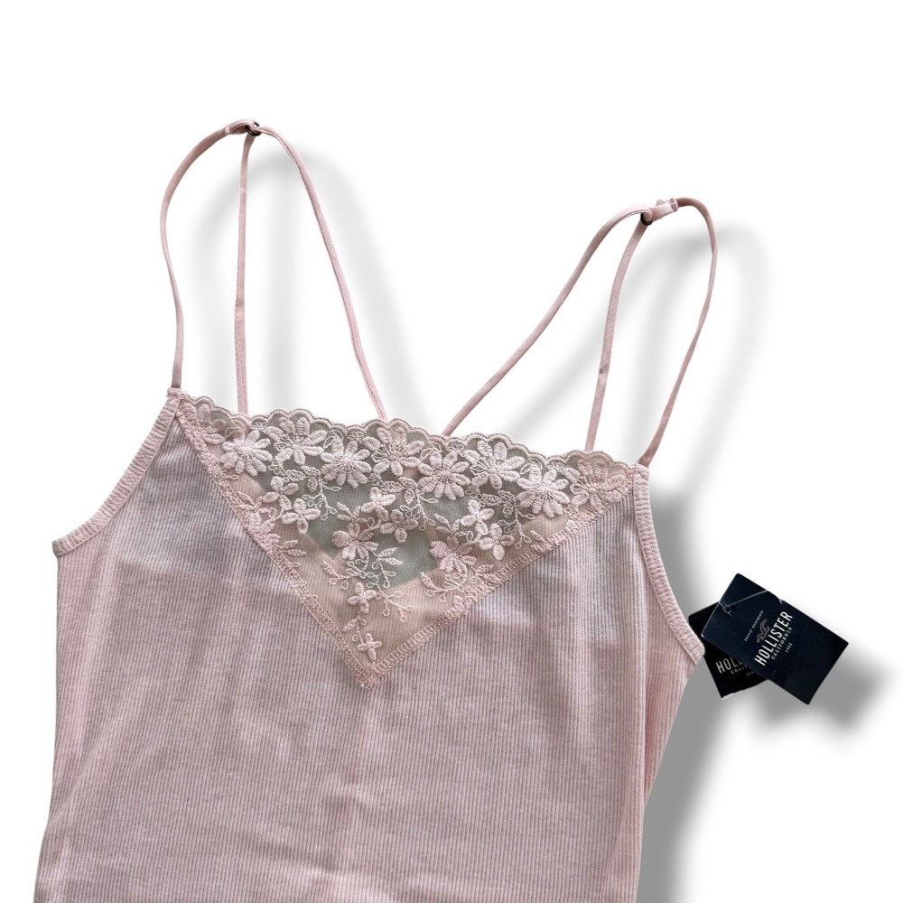 Hollister Sm Light Pink Lace Ribbed Must Have Collection Camisole Balletcore Y2K